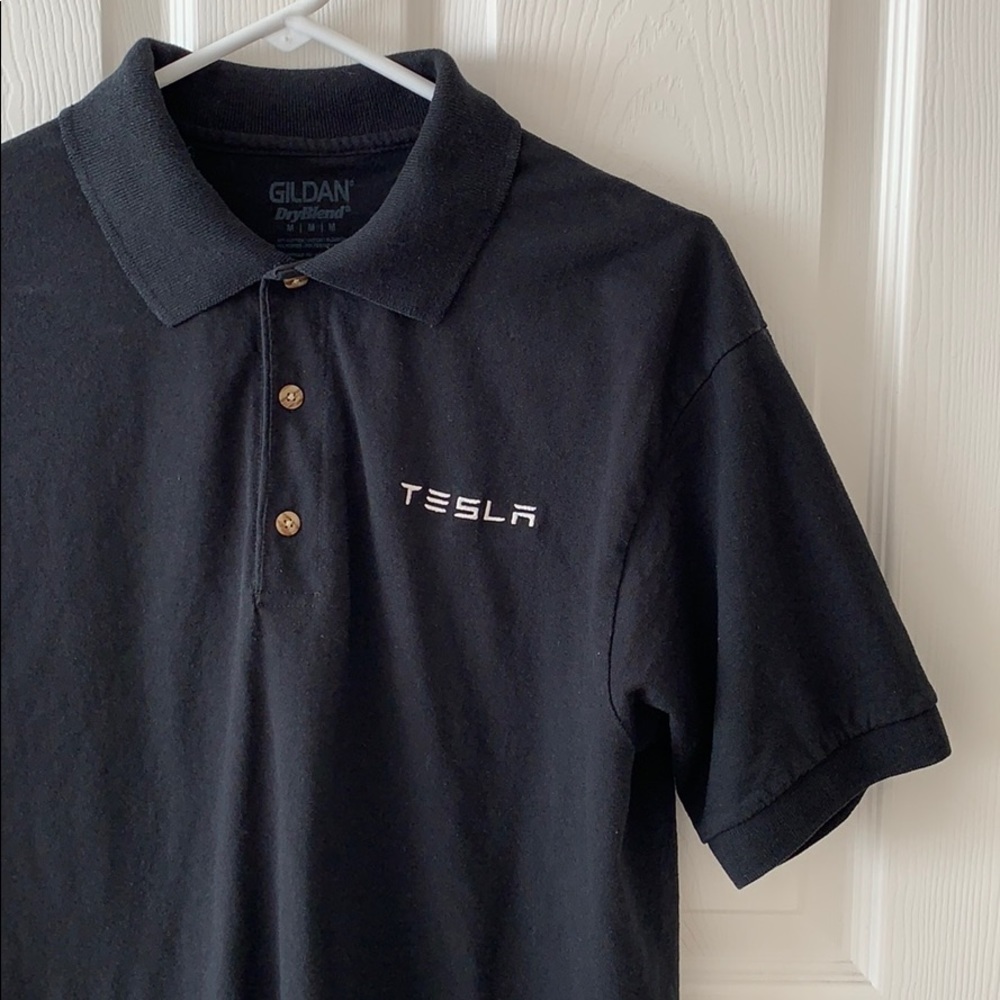 Men’s Tesla polo